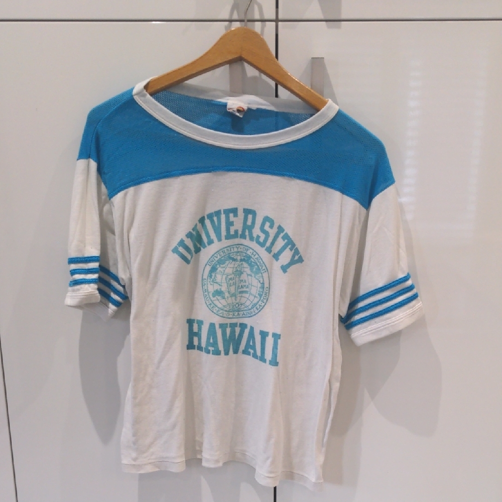University of Hawaii Men's T- Shirt (1980)